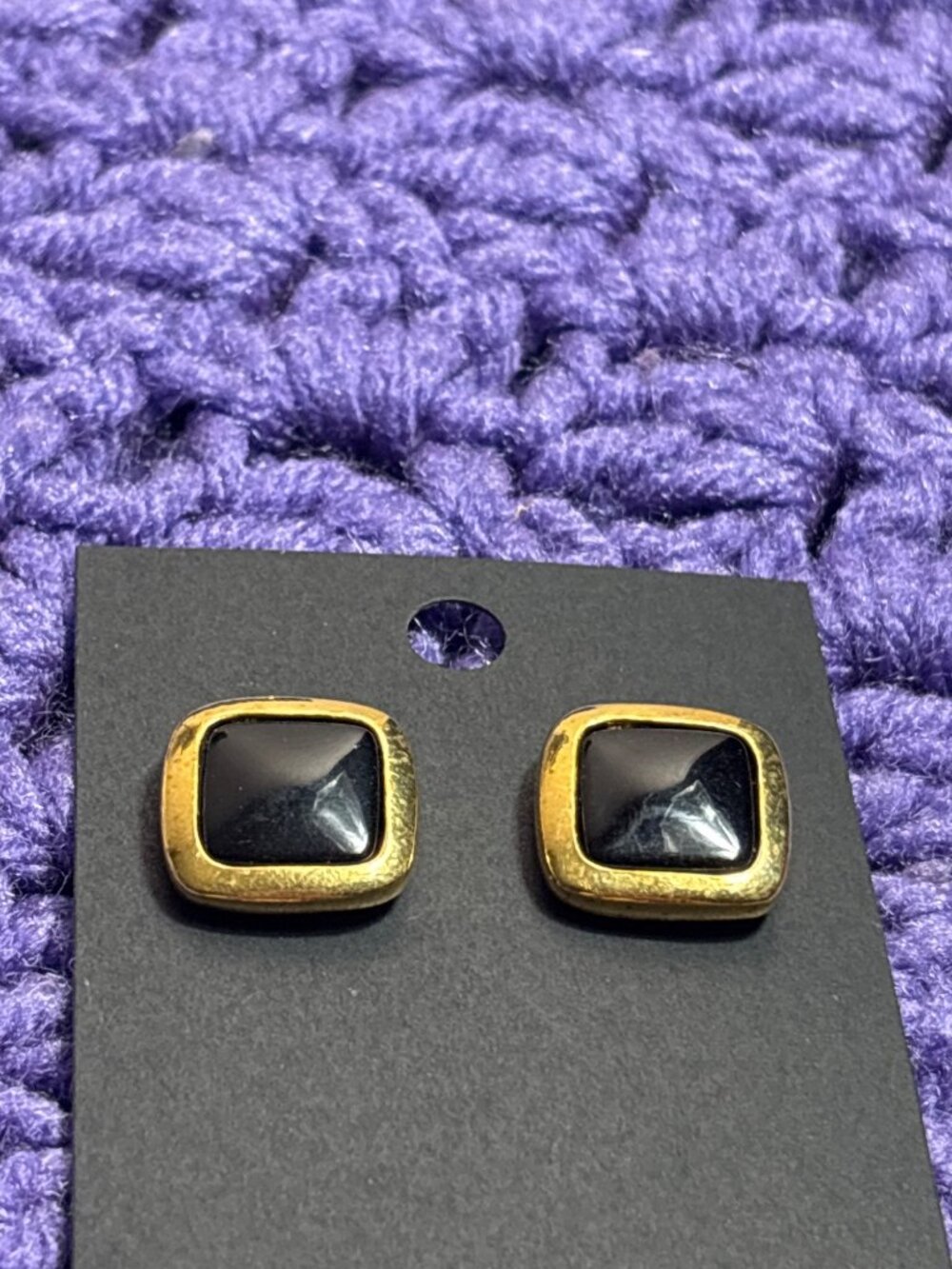 Vintage Avon Square Stud Earrings Black Goldtone 5/8 inch